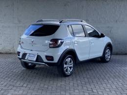 RENAULT - SANDERO - 2015/2016 - Branca - R$ 50.000,00