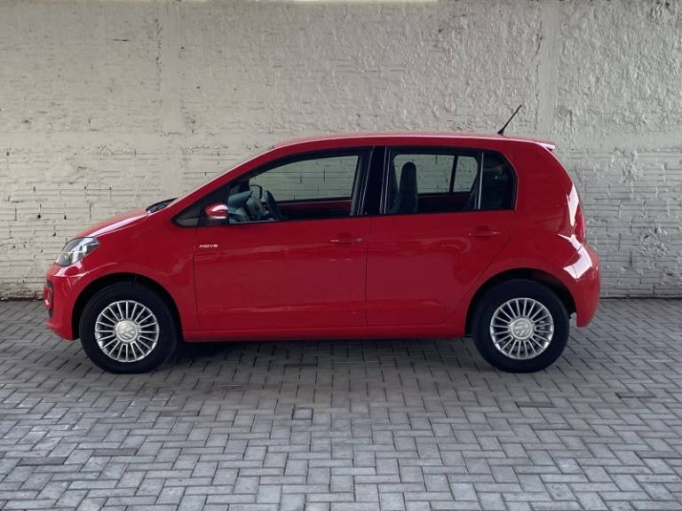 VOLKSWAGEN - UP - 2016/2017 - Vermelha - R$ 57.000,00