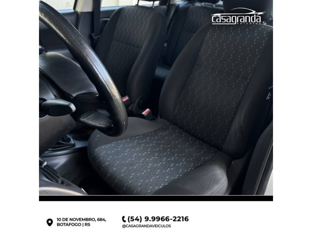 FORD - FOCUS - 2005/2005 - Branca - R$ 28.000,00