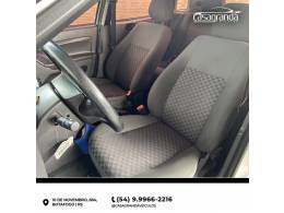 FORD - FIESTA - 2005/2005 - Branca - R$ 28.000,00