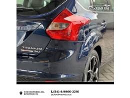 FORD - FOCUS - 2013/2014 - Azul - R$ 65.000,00