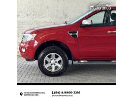 FORD - RANGER - 2013/2013 - Vermelha - R$ 95.000,00