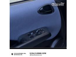 HONDA - FIT - 2006/2007 - Prata - R$ 35.000,00