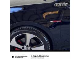 VOLKSWAGEN - GOLF - 2017/2017 - Preta - R$ 160.000,00