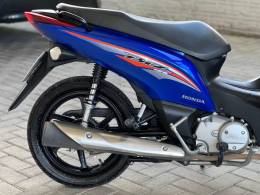 HONDA - BIZ 125 - 2016/2017 - Azul - R$ 14.000,00