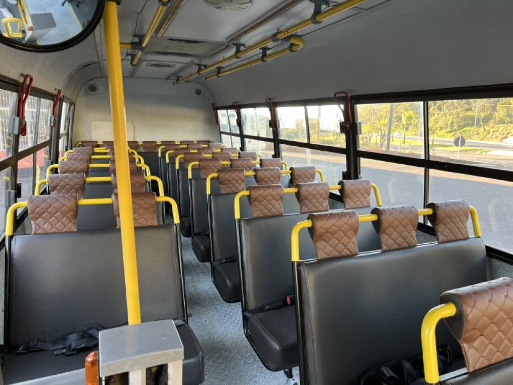 MARCOPOLO - VOLARE - 2015/2015 - Amarela - R$ 340.000,00