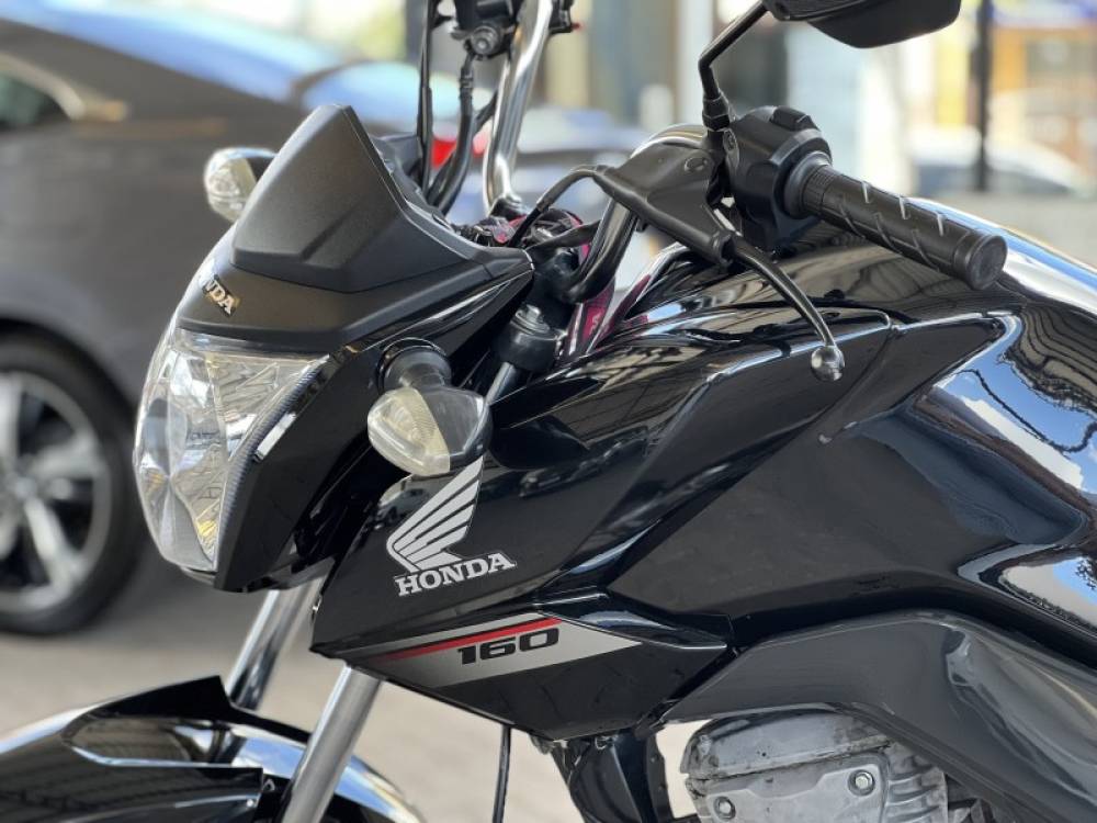 HONDA - CG 160 - 2017/2017 - Preta - R$ 14.000,00