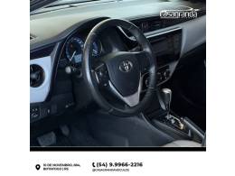 TOYOTA - COROLLA - 2017/2018 - Preta - R$ 95.000,00